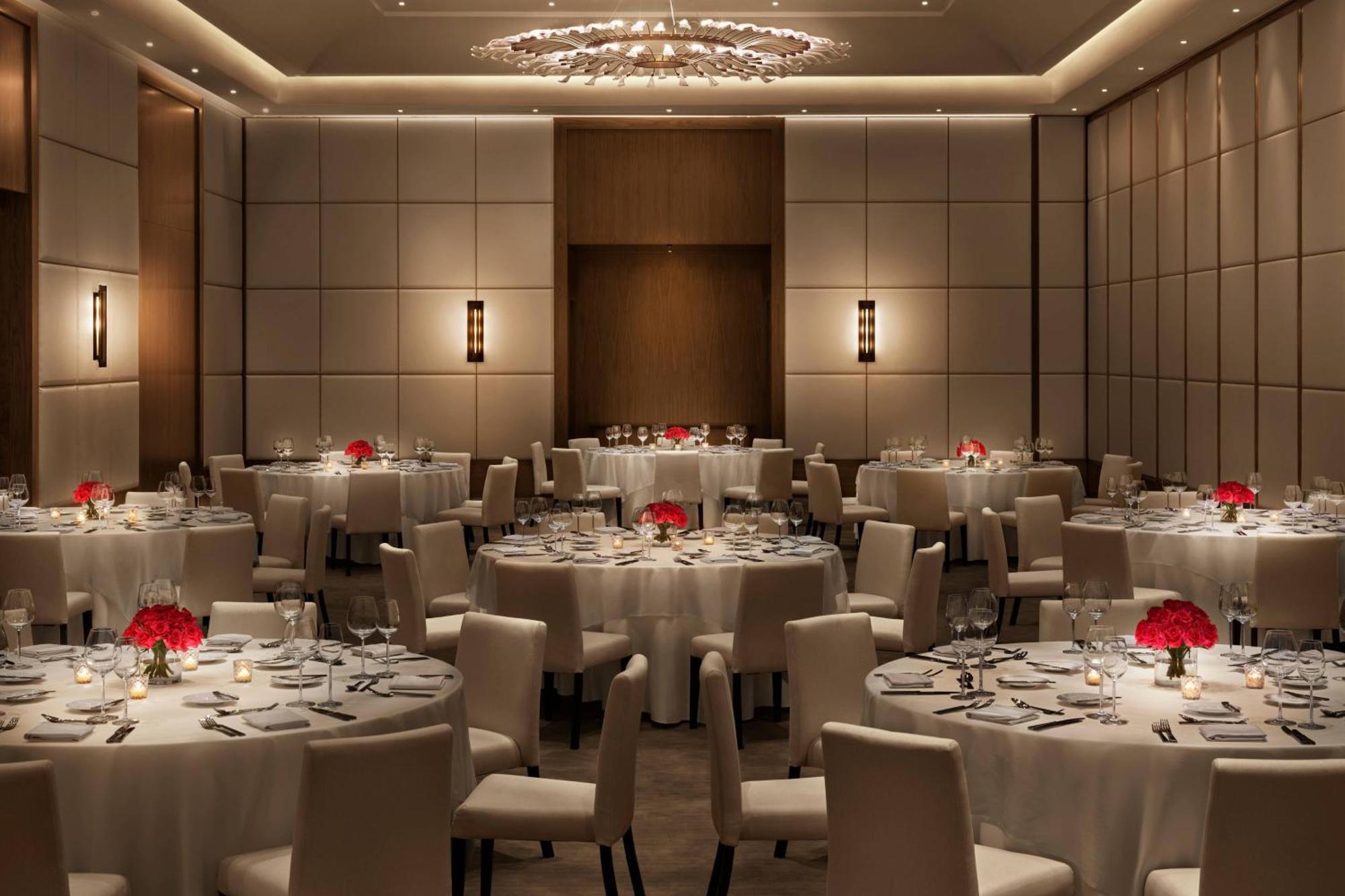 The Abu Dhabi Edition Exteriör bild The ballroom