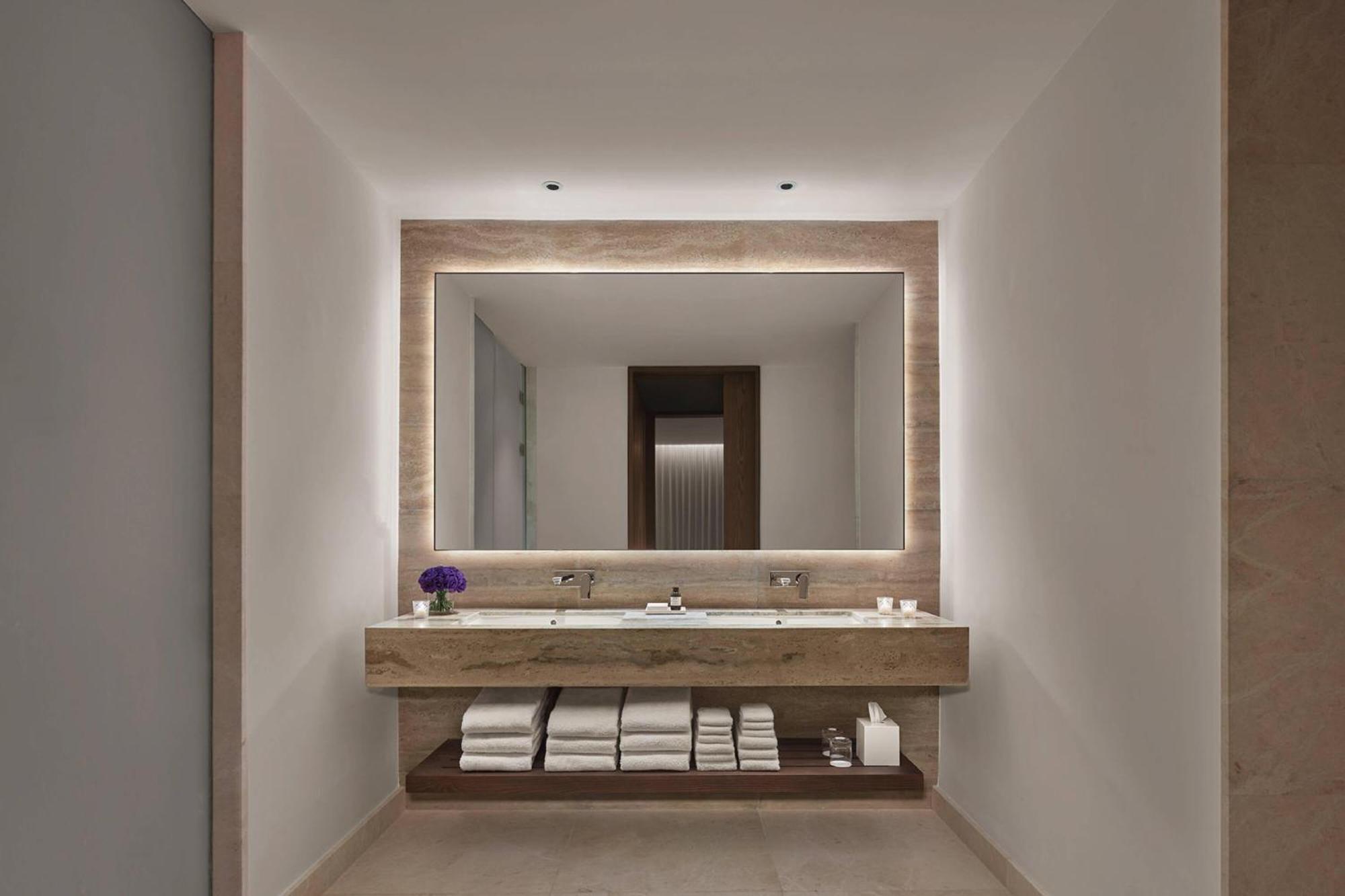 The Abu Dhabi Edition Exteriör bild Bathroom