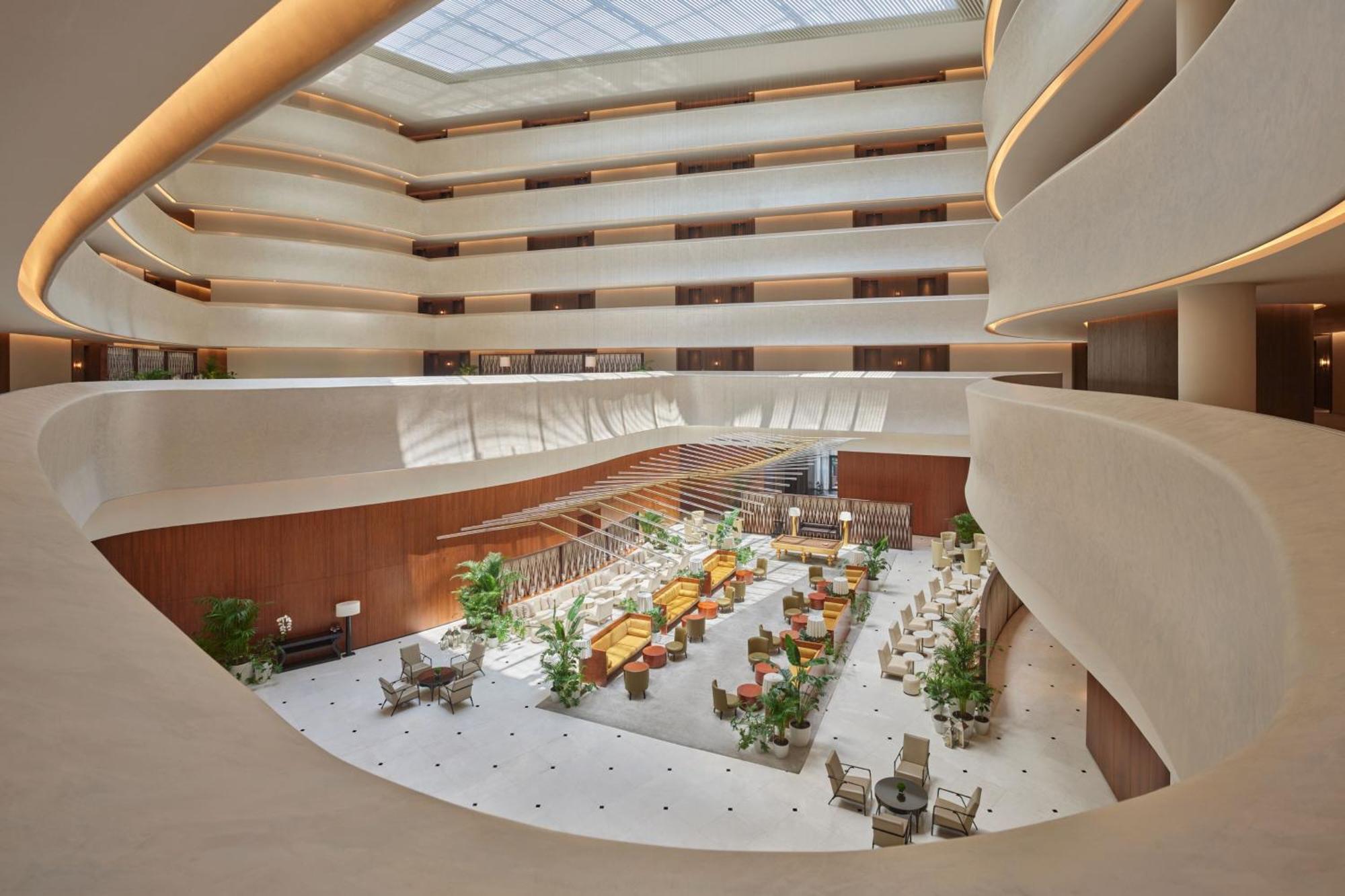 The Abu Dhabi Edition Exteriör bild The hotel's lobby
